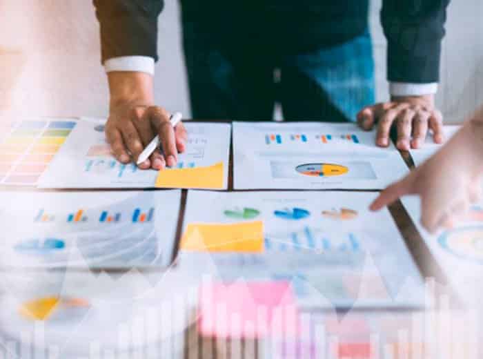 Posicionamiento SEO vs SEM ¿Cuál de las dos es mejor para mi negocio? estrategia de SEM rc Estrategia de sem