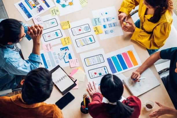 4 pasos para el desarrollo de aplicaciones móviles diseno aplicaciones moviles Prototipos de diseño de aplicaciones móviles
