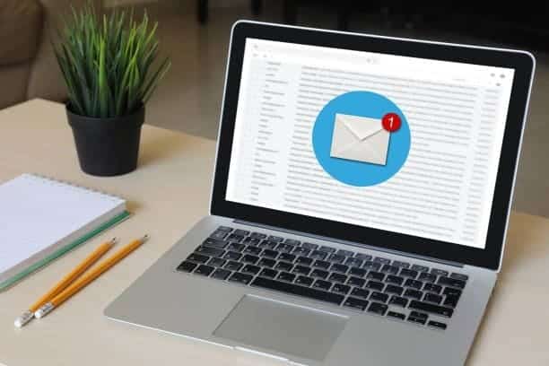 Descubre las 7 estrategias de Growth Marketing efectivas para tu empresa computador growth hacking de escasez Computador growth hacking de escasez
